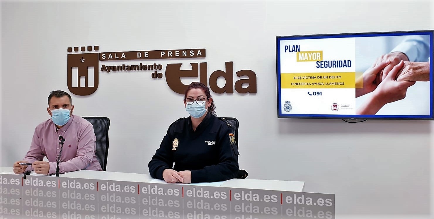 El Ayuntamiento de Elda y la Policía Nacional retoman la campaña para reforzar la seguridad de las personas mayores