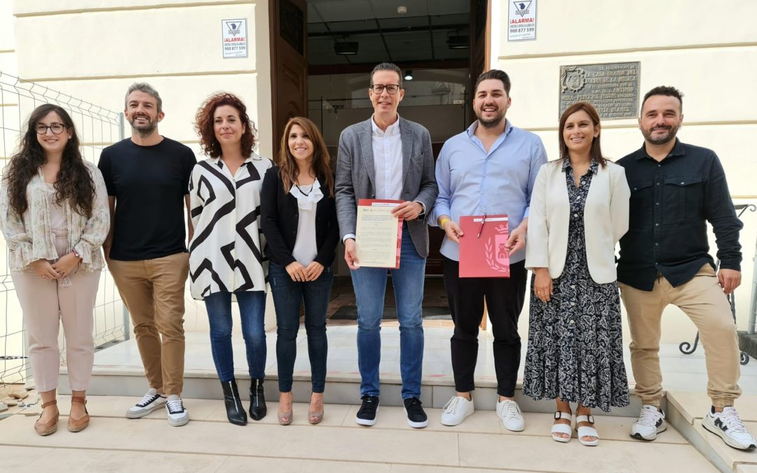El Ayuntamiento de Elda y Jovempa renuevan el convenio de colaboración para apoyar a las personas emprendedoras de la ciudad
