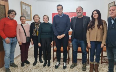 El Ayuntamiento de Elda y Cáritas firman el convenio de colaboración que permitirá a la ONG mantener diferentes programas de ayudas y de acogida a personas en riesgo de exclusión