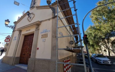 El Ayuntamiento de Elda inicia las obras de rehabilitación de la ermita de San Antón para mejorar el aspecto y la conservación de este inmueble histórico de la ciudad