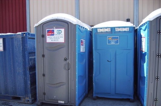 El Ayuntamiento instalará aseos químicos portátiles