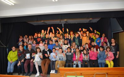 El kit para una ciudad limpia llega a las clases de 5º del colegio Miguel Hernández