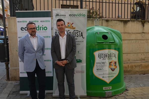 La nueva campaña para reciclar vidrio en  fiestas espera superar las 26 toneladas recogidas en cuartelillos en 2017