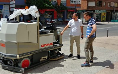 El Ayuntamiento prueba nueva maquinaria para el servicio de limpieza con el fin de renovar la flota actual y dar un mejor servicio