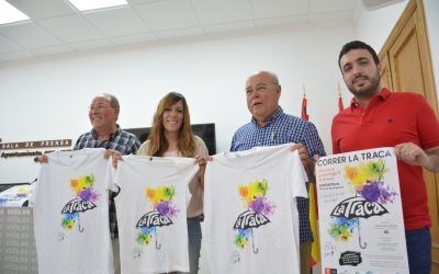 El artista eldense Pepe Ortín, autor de la camiseta para “correr la traca”