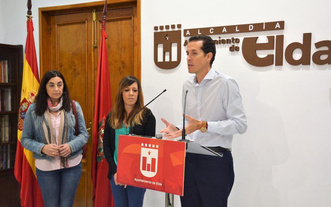 Elda solicitará declarar la bajada de antorchas de Bolón como Bien de Relevancia Local