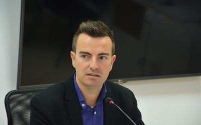 Deportes reparte 37.500 euros en ayudas para las AMPAS de once centros educativos de Elda