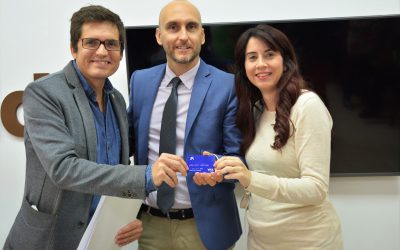 Once familias sin recursos se benefician de las Tarjetas Solidarias creadas por Cáritas