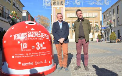 Elda se prepara para reciclar durante Navidad a través de la campaña de Ecovidrio ‘Tenemos razones de peso’