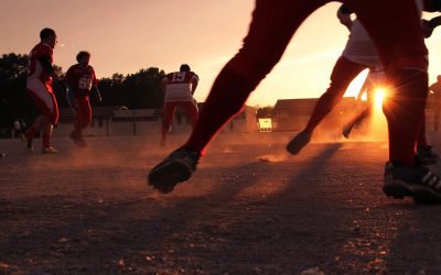 La Mesa ISAE de Elda subvenciona las actividades extraescolares de diez niños del IES Monastil en riesgo de exclusión social