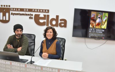 La fauna comarcal invade el Jardín de la Música de Elda a través de la exposición fotográfica ‘En el corazón de la sierra’