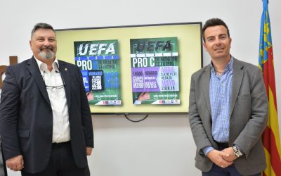 Elda acoge una jornada formativa y dos cursos UEFA para entrenadores y monitores de fútbol base
