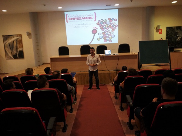 Elda acoge cinco talleres formativos dirigidos a comerciantes y emprendedores