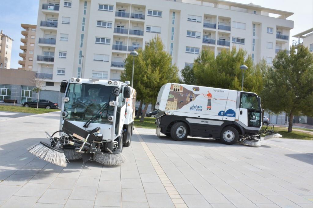 Entran en funcionamiento los nuevos vehículos de limpieza viaria de Elda