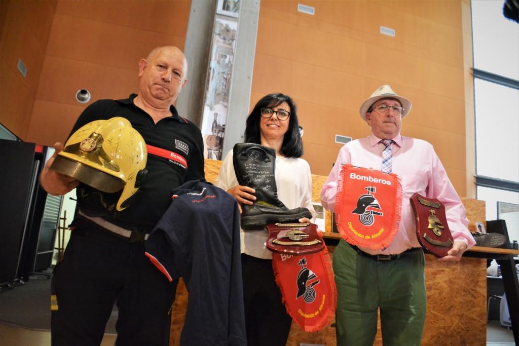 El Museo del Calzado de Elda y La Gota de Leche de Bilbao colaboran para donar 200 pares de zapatillas a niños en riesgo de exclusión social