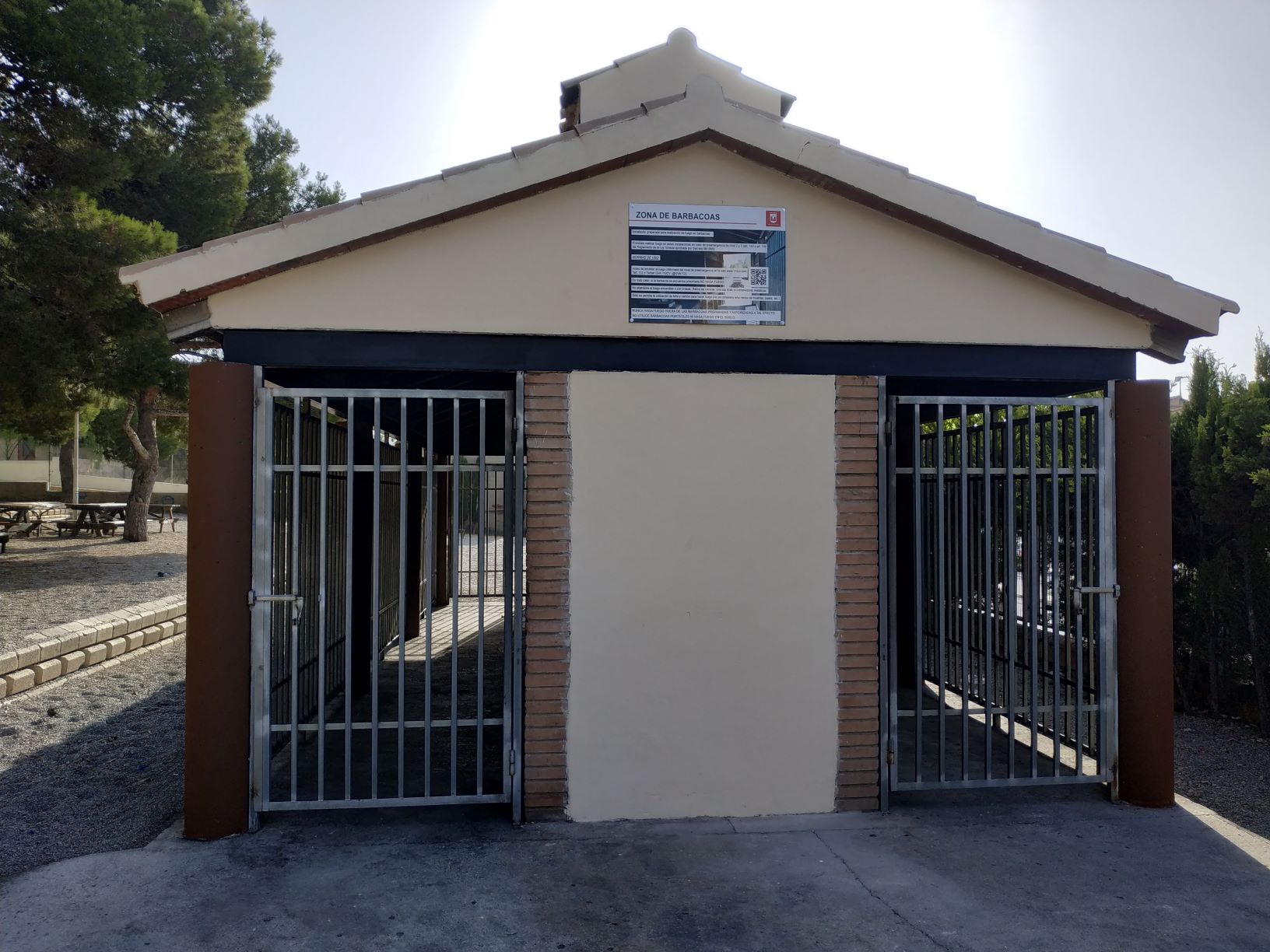 Medio Ambiente adapta las barbacoas del Parque de San Crispín a la normativa de prevención de incendios