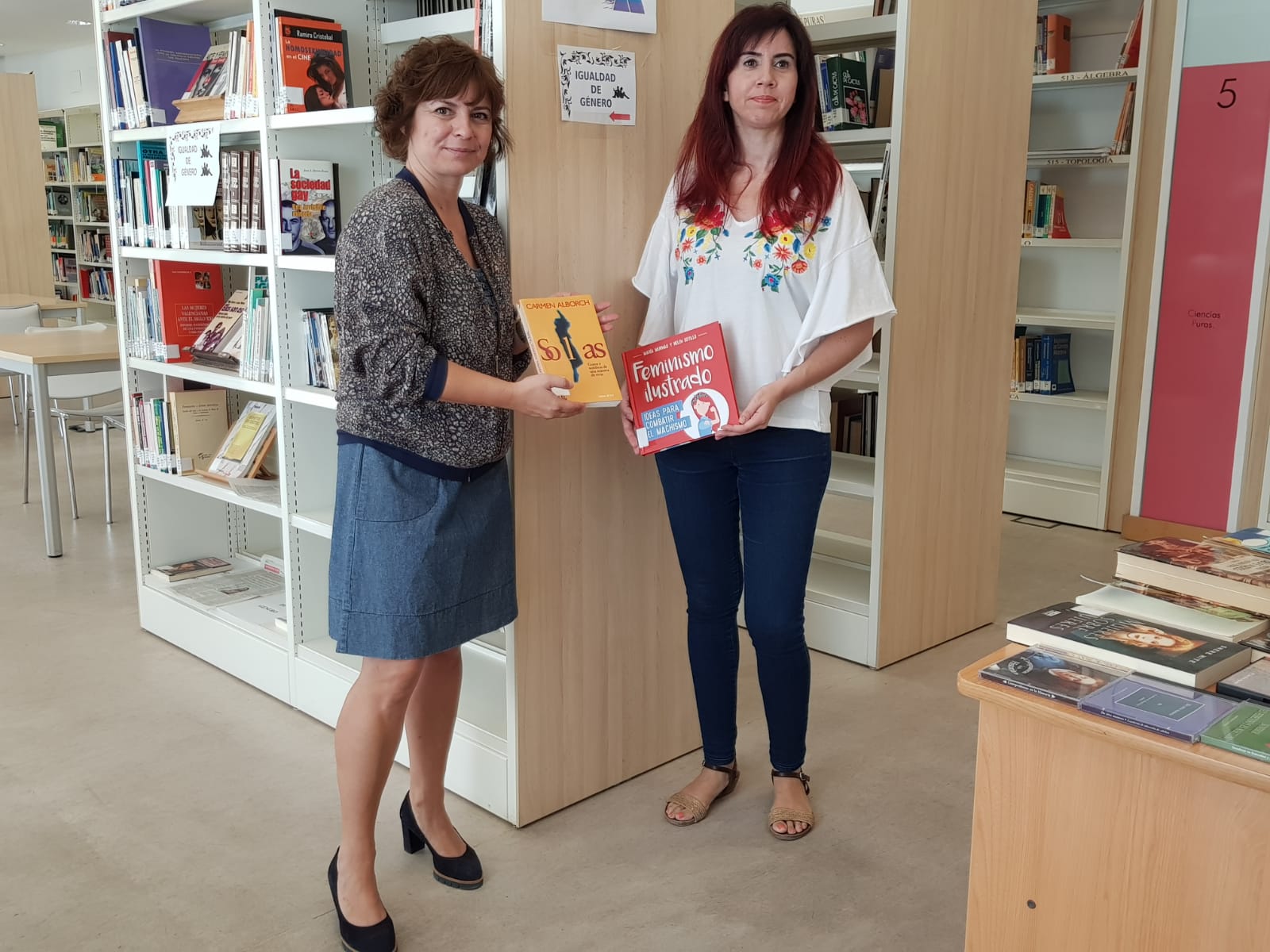 La biblioteca Alberto Navarro crea un espacio específico sobre Igualdad de Género