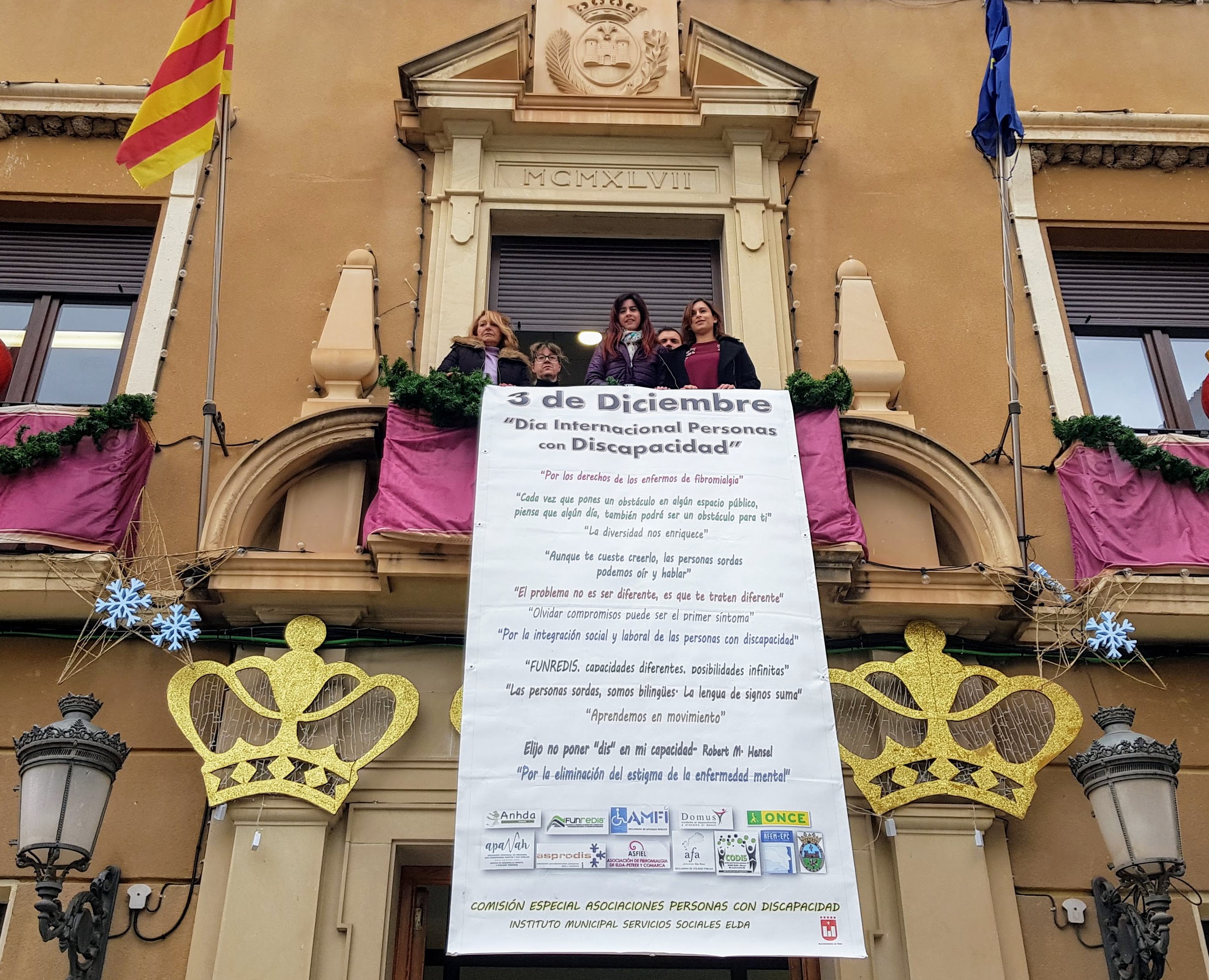 Elda celebra el Día de la Discapacidad con la lectura de un manifiesto para recordar los derechos de las personas con diversidad funcional