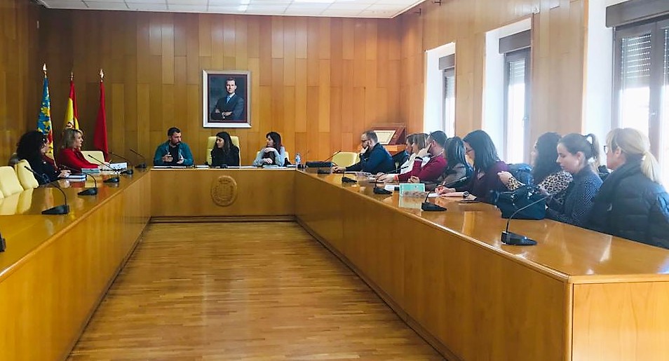 El Ayuntamiento de Elda se reúne con inmobiliarias para informarles de las ayudas oficiales para el alquiler de viviendas