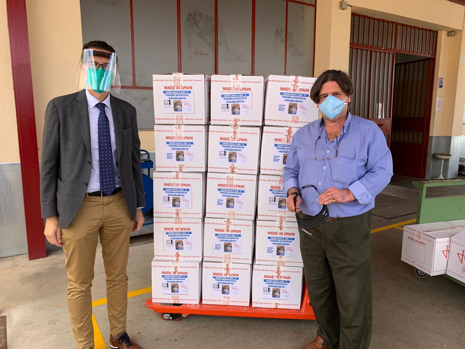 El Ayuntamiento de Elda repartirá 3.500 viseras de protección entre los comercios de la ciudad