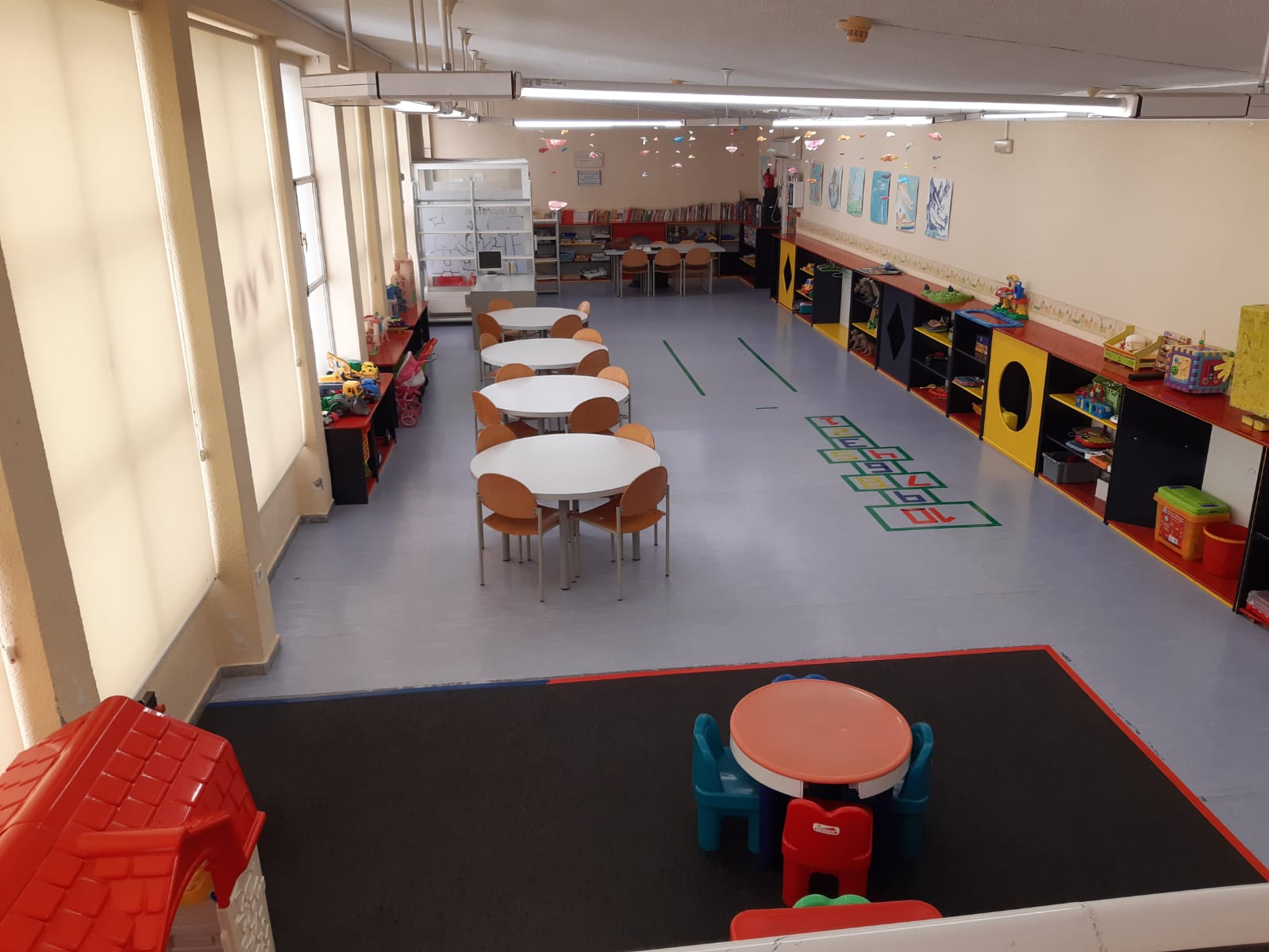 El Ayuntamiento de Elda reabre la ludoteca infantil Gloria Fuertes con aforo limitado y medidas de limpieza y desinfección del material