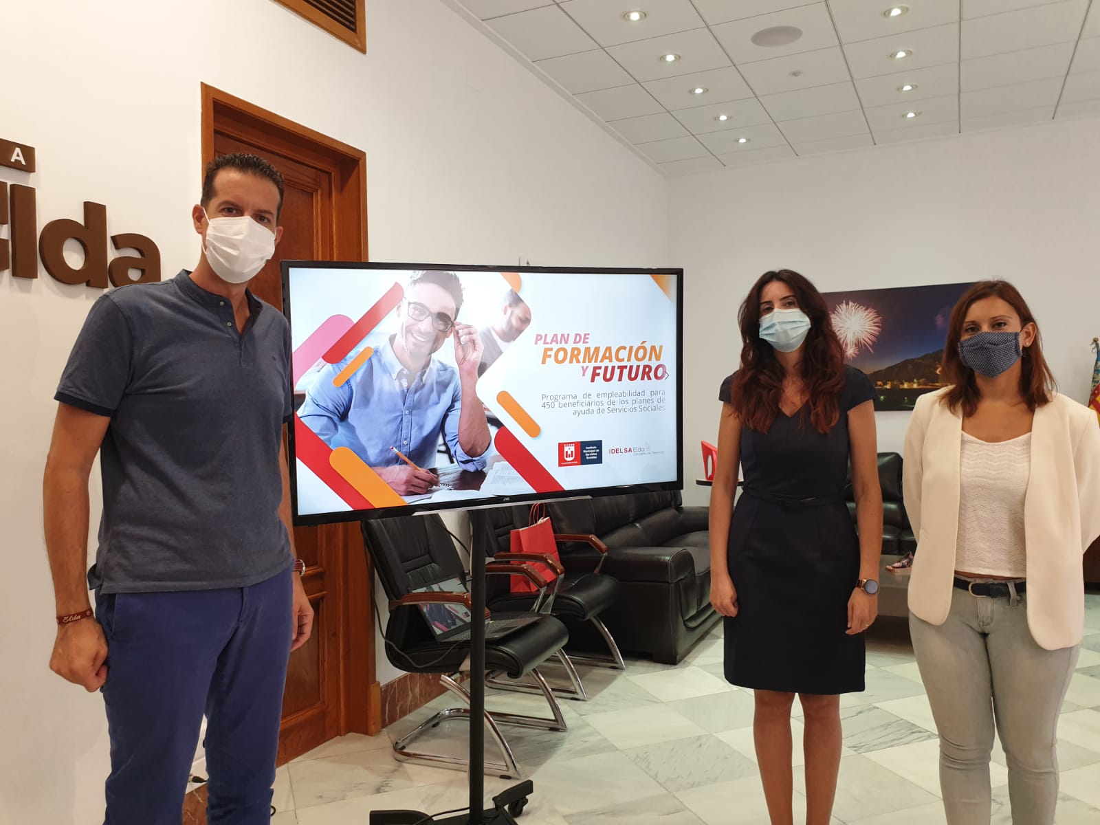 El Ayuntamiento de Elda pone en marcha el plan de formación para 450 personas que han recibido ayudas sociales por la crisis sanitaria