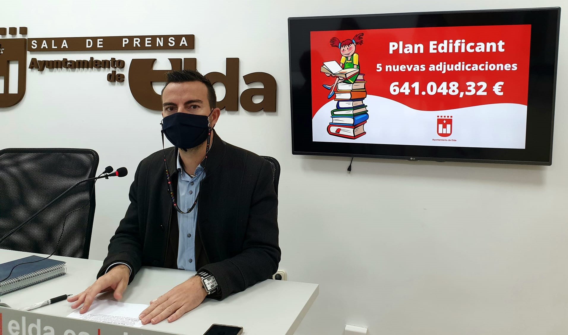 El Ayuntamiento de Elda aprueba la adjudicación de cinco nuevos contratos del Plan Edificant por un importe de 641.048 euros