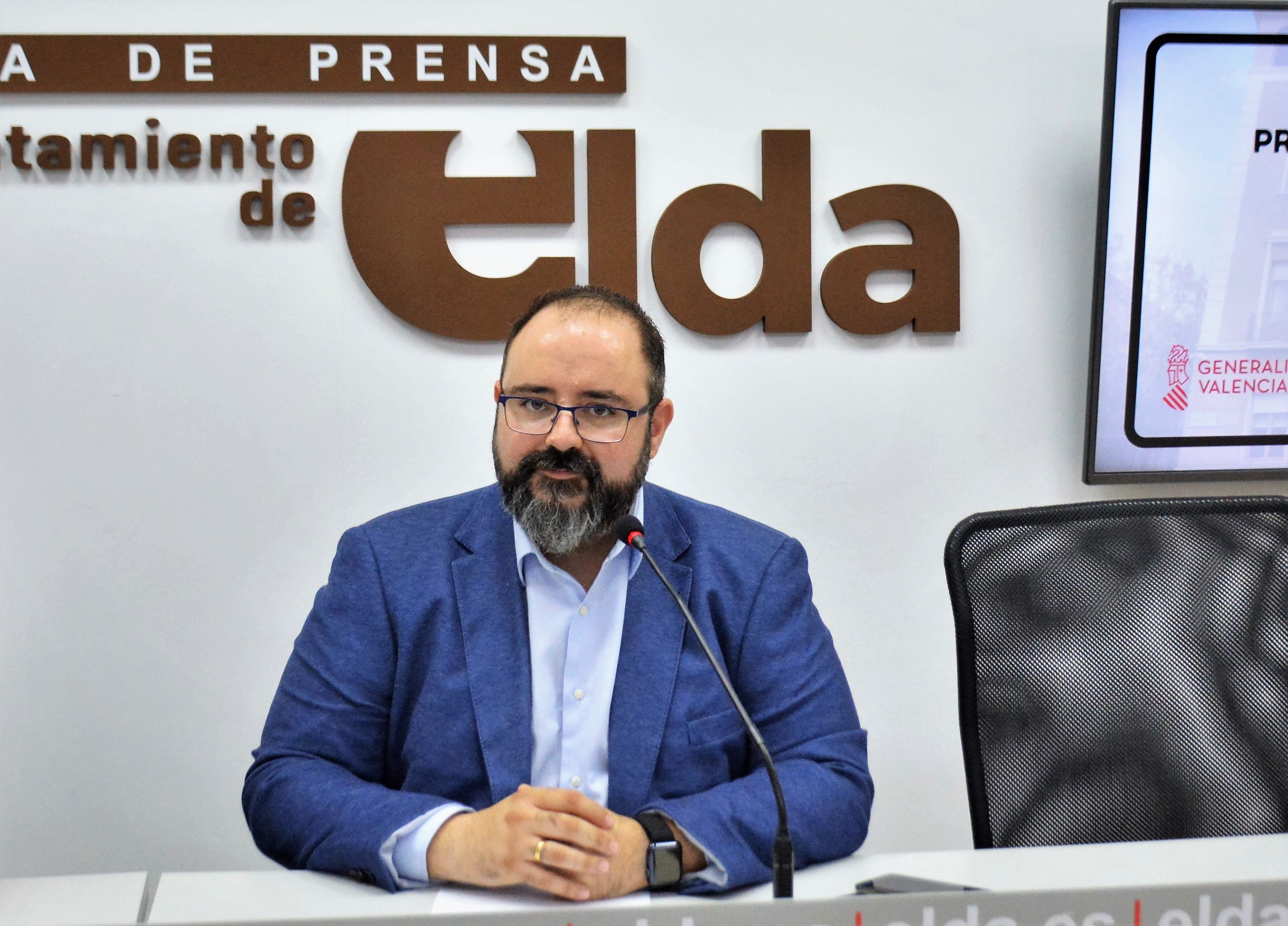 Más de 1.100 personas se han inscrito a la oposición para cubrir 16 plazas de auxiliar administrativo en el Ayuntamiento de  Elda