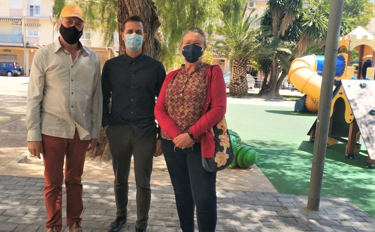 El Ayuntamiento de Elda prosigue su ronda de reuniones con colectivos vecinales de la ciudad en el barrio de San Francisco de Sales