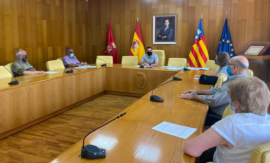 La Concejalía de Participación Ciudadana colaborará con la FAVE para impulsar acciones que refuercen el tejido vecinal de la ciudad