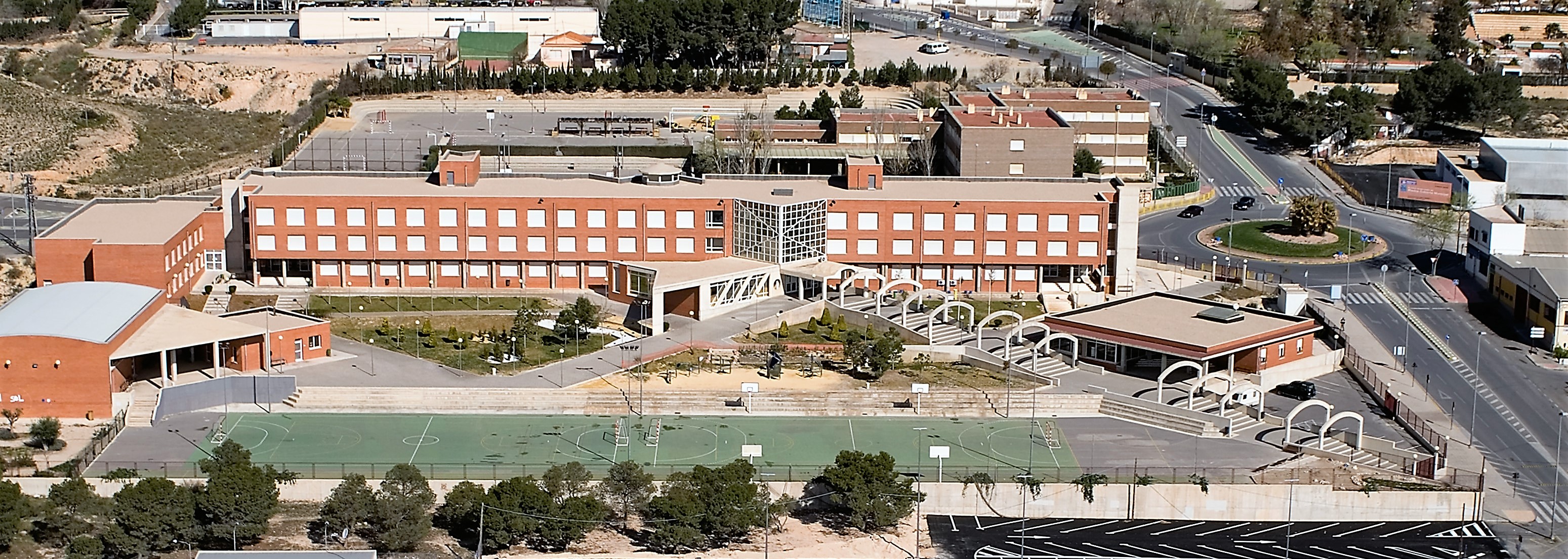 Nueve colegios e institutos de Elda recibirán una subvención de la Generalitat para la puesta en marcha de proyectos de innovación educativa