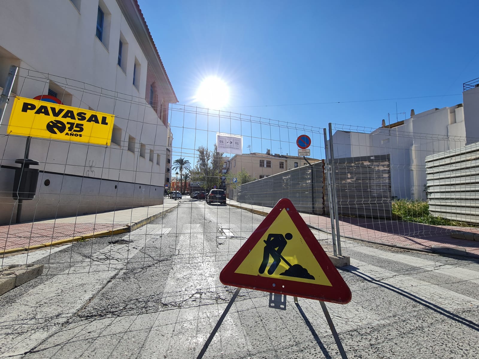El Ayuntamiento de Elda inicia la remodelación de la Plaza de Arriba para recuperar el esplendor que tuvo en la época medieval