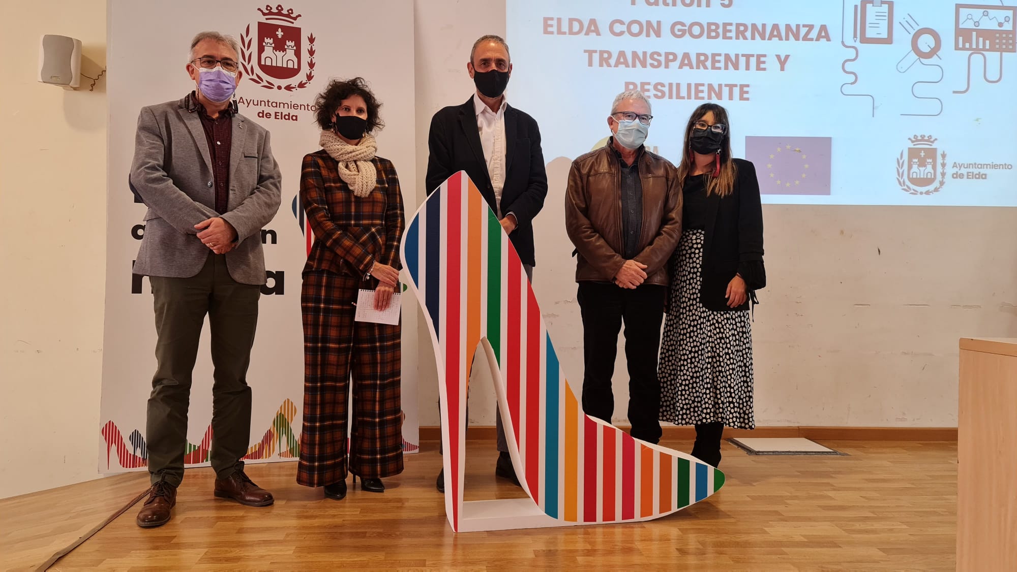 La segunda mesa de trabajo del Plan Estratégico Elda2030 plantea las necesidades y prioridades para mejorar la gestión y aprovechar los recursos a través de procesos de digitalización