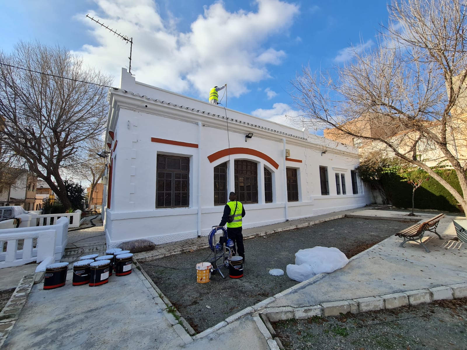 El Ayuntamiento de Elda rehabilita el local municipal  del barrio de Numancia para mejorar su accesibilidad y evitar daños estructurales