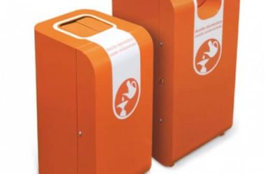 Elda refuerza su apuesta por el reciclaje con la incorporación de contenedores para la recogida selectiva del aceite usado