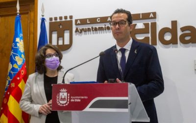 La vicepresidenta del Consell visita Elda para reunirse con el personal de los Servicios Sociales municipales y conocer la evolución de las obras de reforma de la Residencia de Mayores El Catí