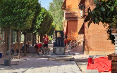 El Ayuntamiento de Elda mejora la accesibilidad en el barrio de Almafrá a través de la renovación de más de 800 metros cuadrados de acera en la calle Los Naranjos