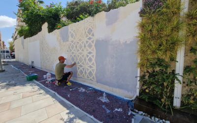 El Ayuntamiento de Elda inicia la creación de un trampantojo de estilo mudéjar en la Plaza del Zapatero que se integrará con la edificación existente de principios del siglo XX