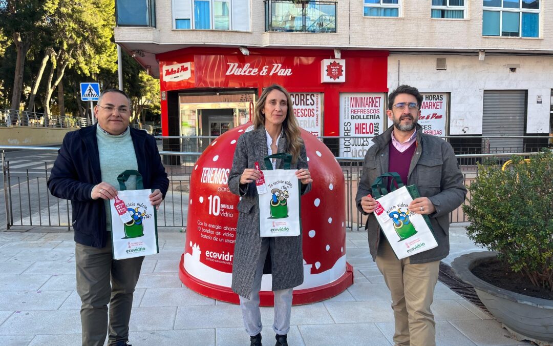 Ecovidrio y el Ayuntamiento de Elda ponen en marcha la campaña ‘Tenemos Razones de Peso’ para promover el reciclaje de envases de vidrio durante la Navidad