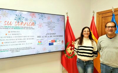 La campaña ‘Por su sonrisa’ volverá a repartir por cuarto año felicitaciones navideñas entre las personas que se encuentran ingresadas en centros de mayores y de dependientes de Elda