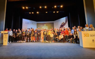Elda premia en la XI Noche del Deporte Eldense el esfuerzo y los éxitos de sus deportistas, técnicos y directivos a lo largo de 2023