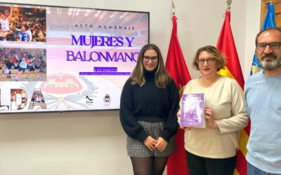 Elda rinde homenaje este domingo a las mujeres que sembraron la semilla del balonmano femenino en la ciudad y se convirtieron en referentes para las siguientes generaciones