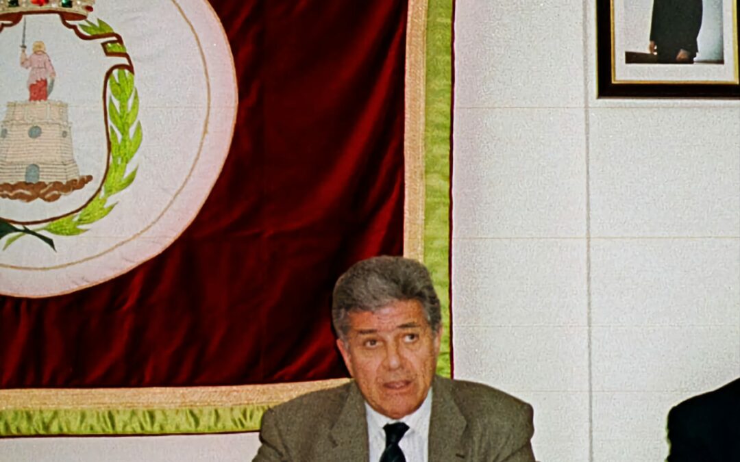 El Ayuntamiento de Elda decreta luto oficial por el fallecimiento de Camilo Valor, alcalde de la ciudad entre 1995 y 1996