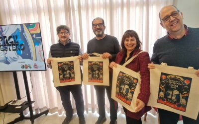 Los turistas que deseen disfrutar de los Moros y Cristianos de Elda volverán a disponer del pack festero que incluye visita guiada, comida y silla reservada para disfrutar de los desfiles