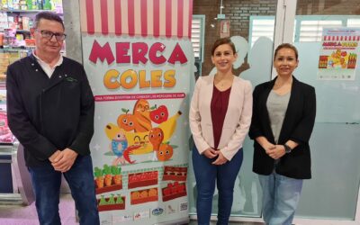 Cerca de 600 alumnos y alumnas de centros educativos de Elda conocen los Mercados Municipales con el programa ‘Mercacoles’