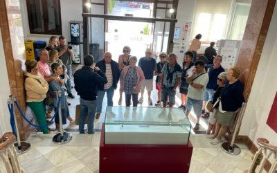 Cerca de 2.000 personas han visitado la Vara de Azaña desde 2021 gracias a las rutas turísticas ‘Elda Republicana’ y ‘Las Voces de la República’