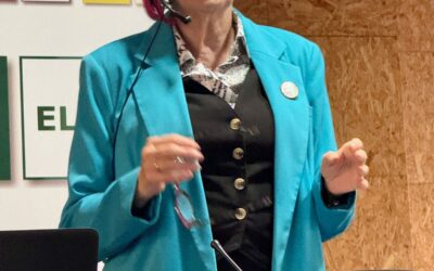 Elia Barceló participa en ‘Los Lunes de la UNED’ con una charla sobre la importancia del primer párrafo de un relato para conectar con el lector