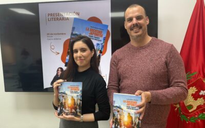 El Casino Eldense acoge la presentación del libro ‘La sociedad japonesa’, obra de la investigadora eldense Estela Ramírez Martínez