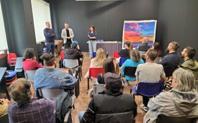 ‘Art al Balcó’ regresa a Elda con una nueva edición para compartir el talento de artistas eldenses y de otras localidades