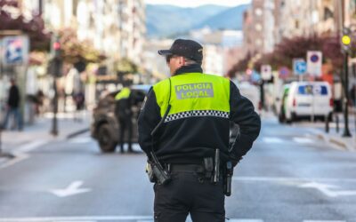El número de denuncias impuestas por la Policía Local de Elda ha aumentado un 35% desde la aprobación de la nueva Ordenanza Municipal de de Civismo y Convivencia